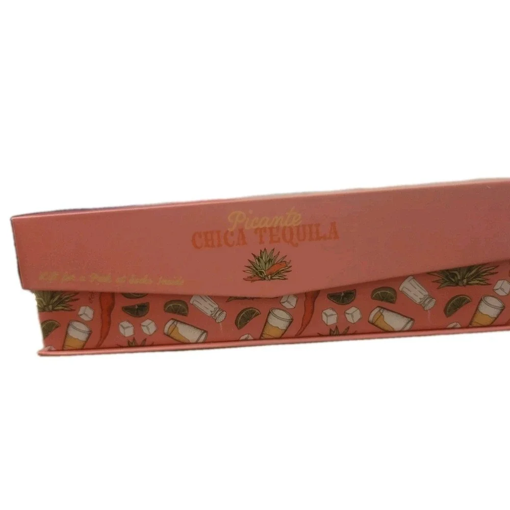 Picante Chica Tequila Gift Set 4 Pairs Socks Size 5-10 + 2-2oz Shot Glasses NWB‎